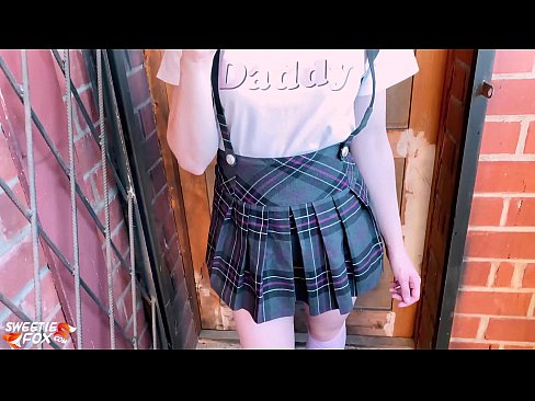 ❤️ Schoolgirl Sucks ya dick miri emi na iberibe kama klaasị. ❤️ Ihe na-akpali agụụ mmekọahụ n'ụlọ ❌️❤